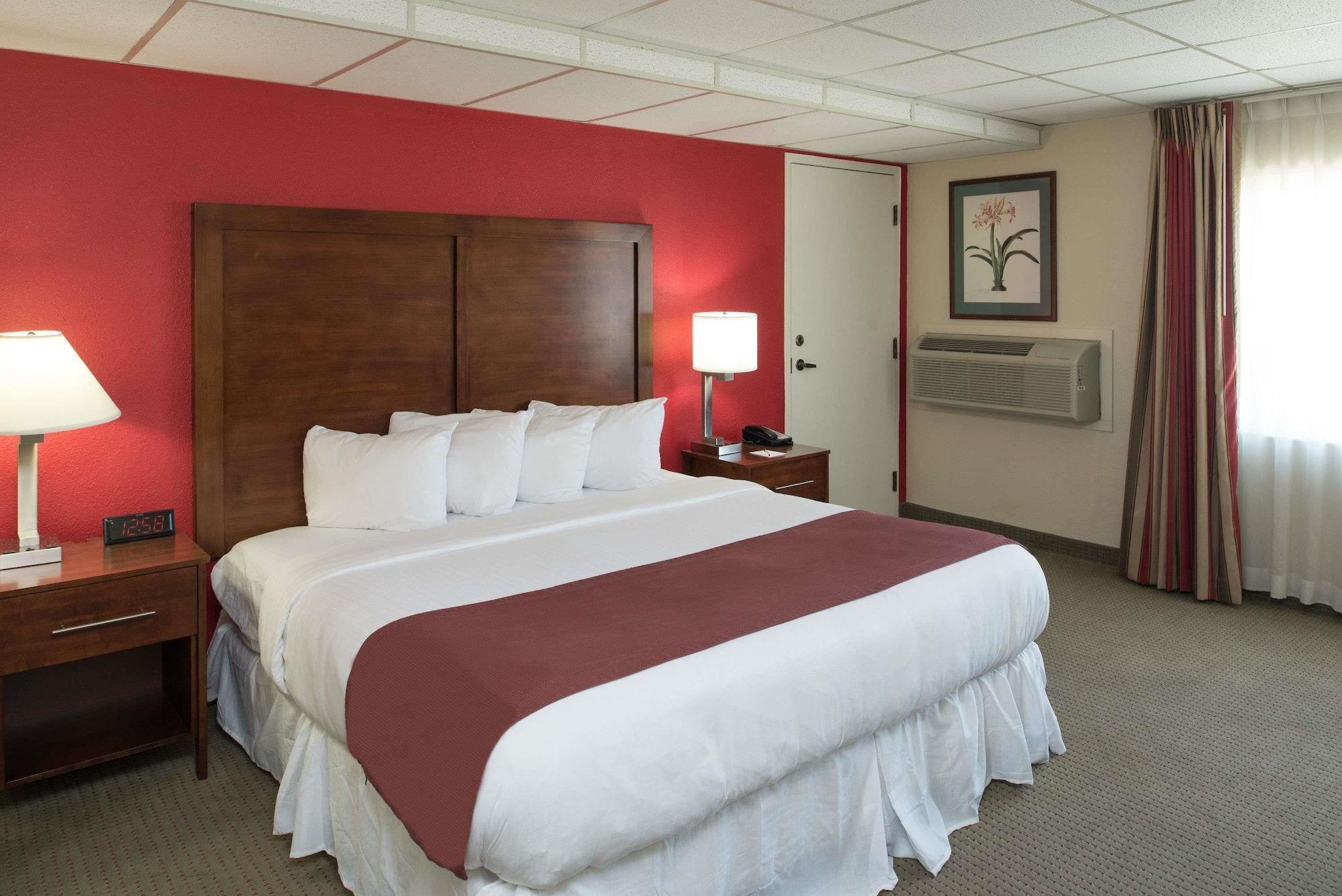Ramada By Wyndham Downtown Spokane Extérieur photo