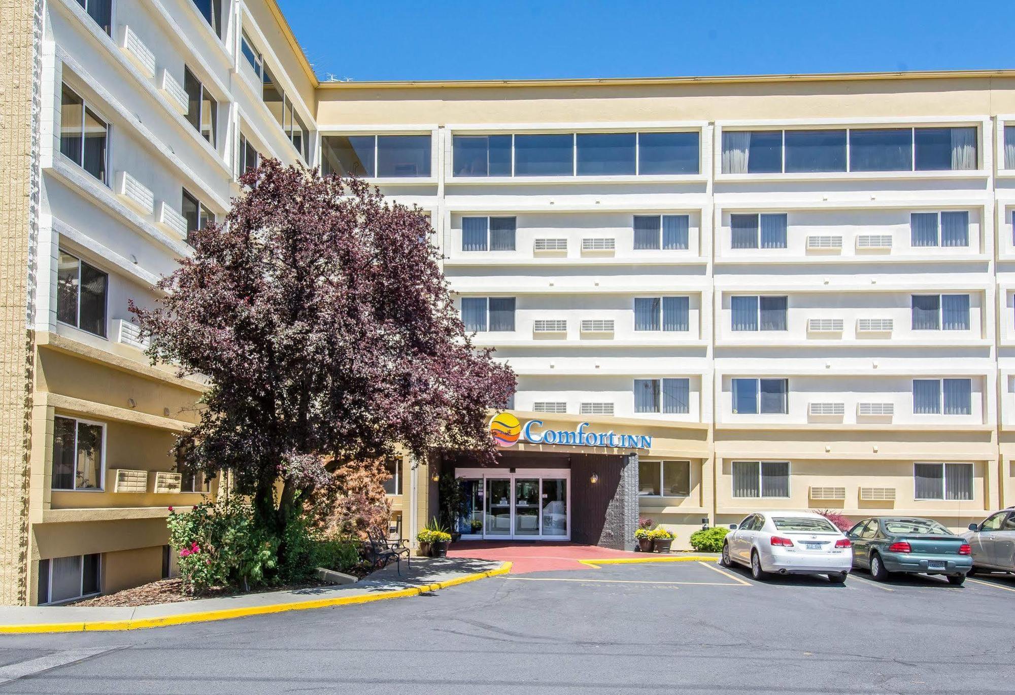 Ramada By Wyndham Downtown Spokane Extérieur photo