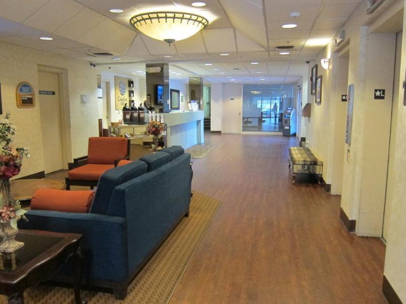 Ramada By Wyndham Downtown Spokane Extérieur photo